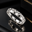 Diagonal Edge Textured Band