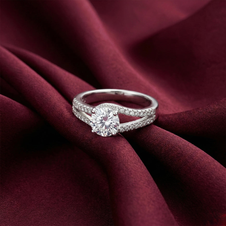 Round Solitaire Split Band Ring