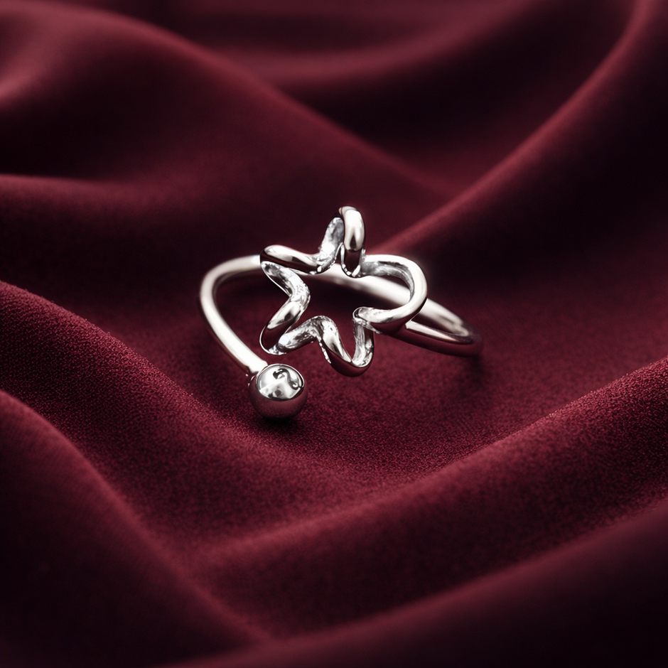 Adjustable Star Open Ring in 925 Sterling Silver