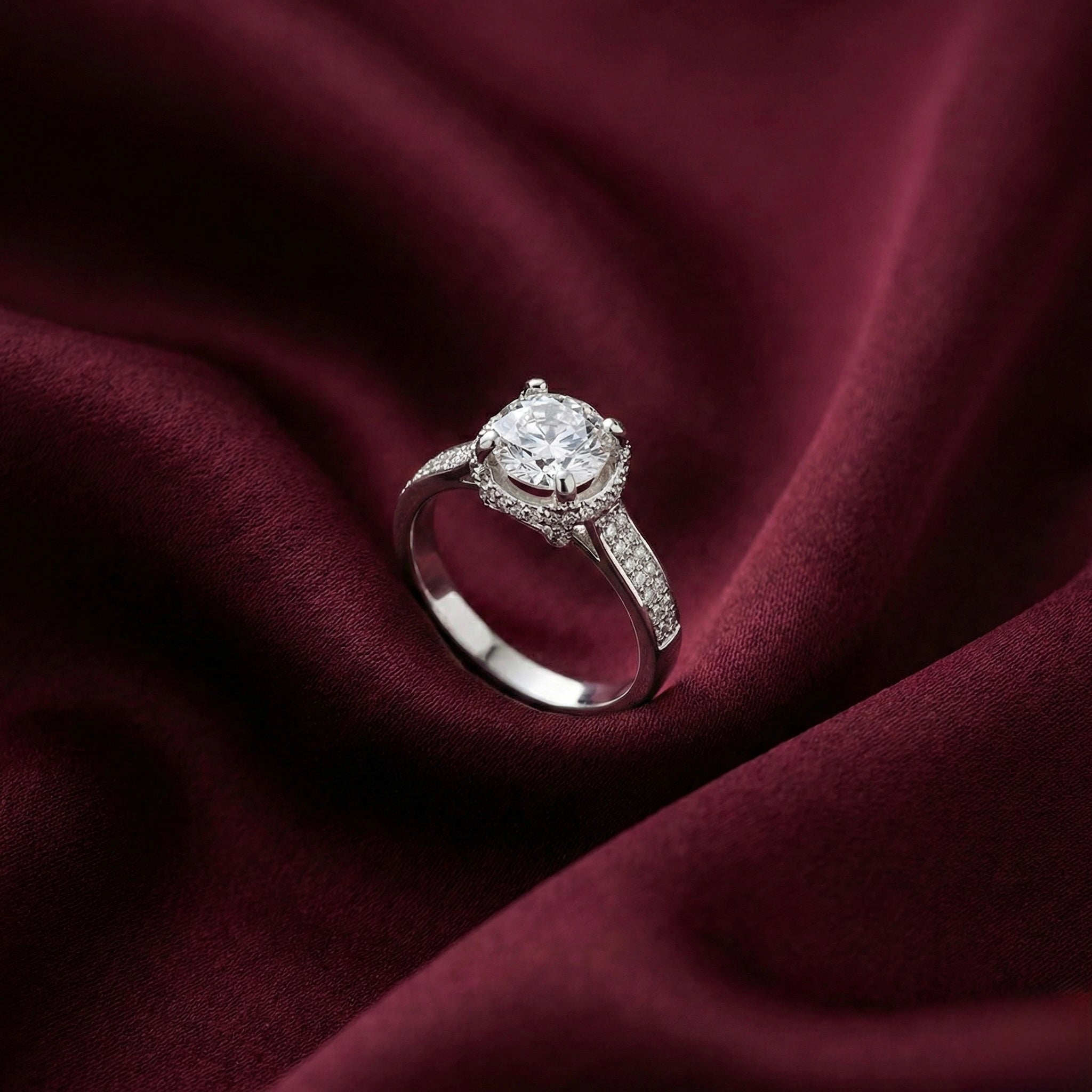 Round Halo Adjustable Ring