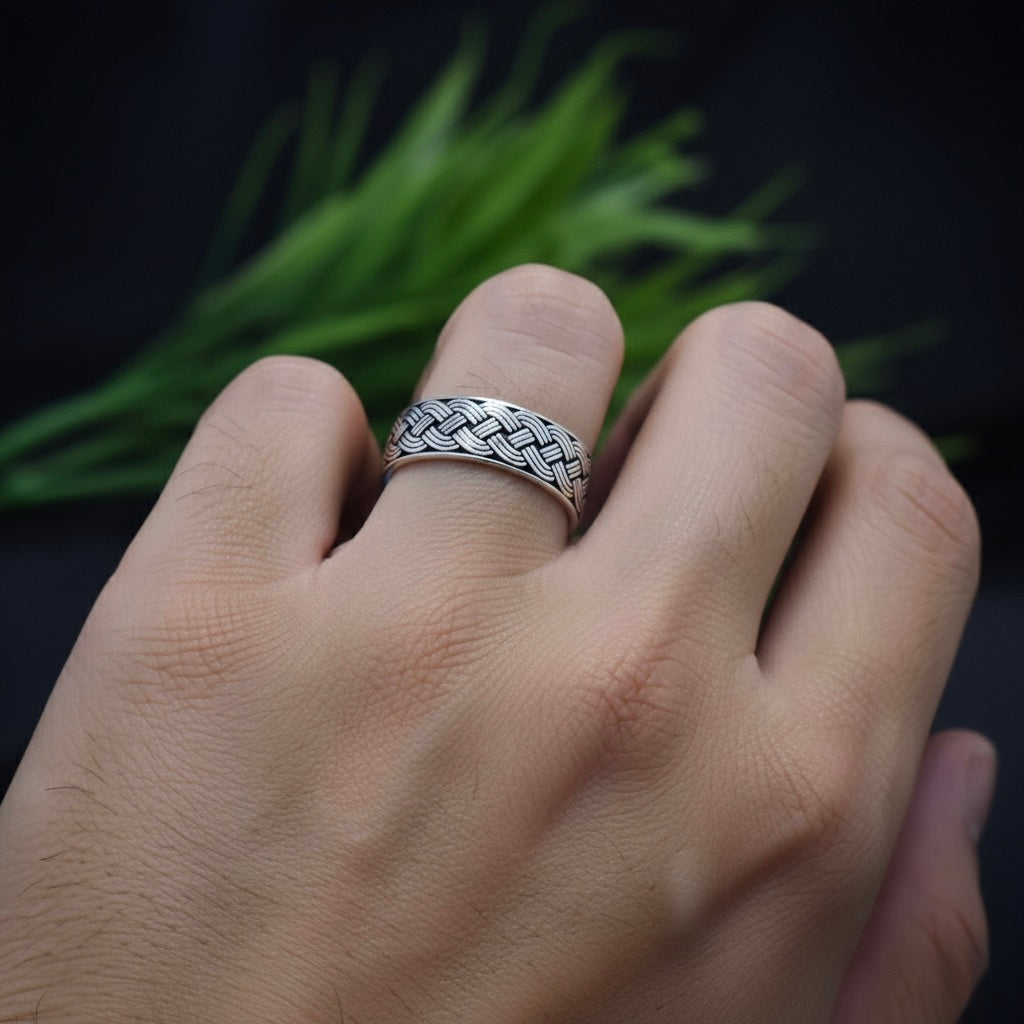 Antique Interwoven Braid Pattern Silver Band