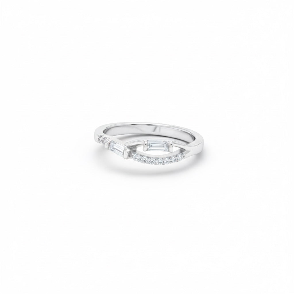 Minimal Baguette Diamond Curve Ring