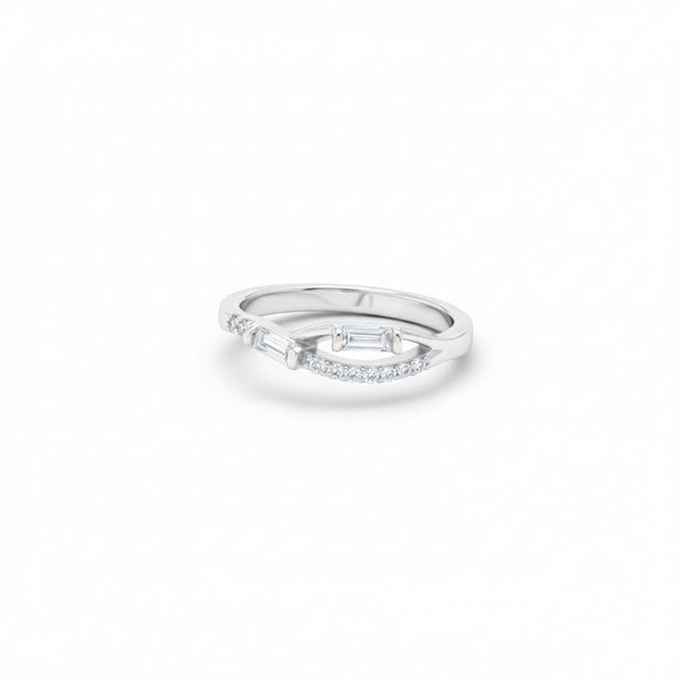 Minimal Baguette Diamond Curve Ring