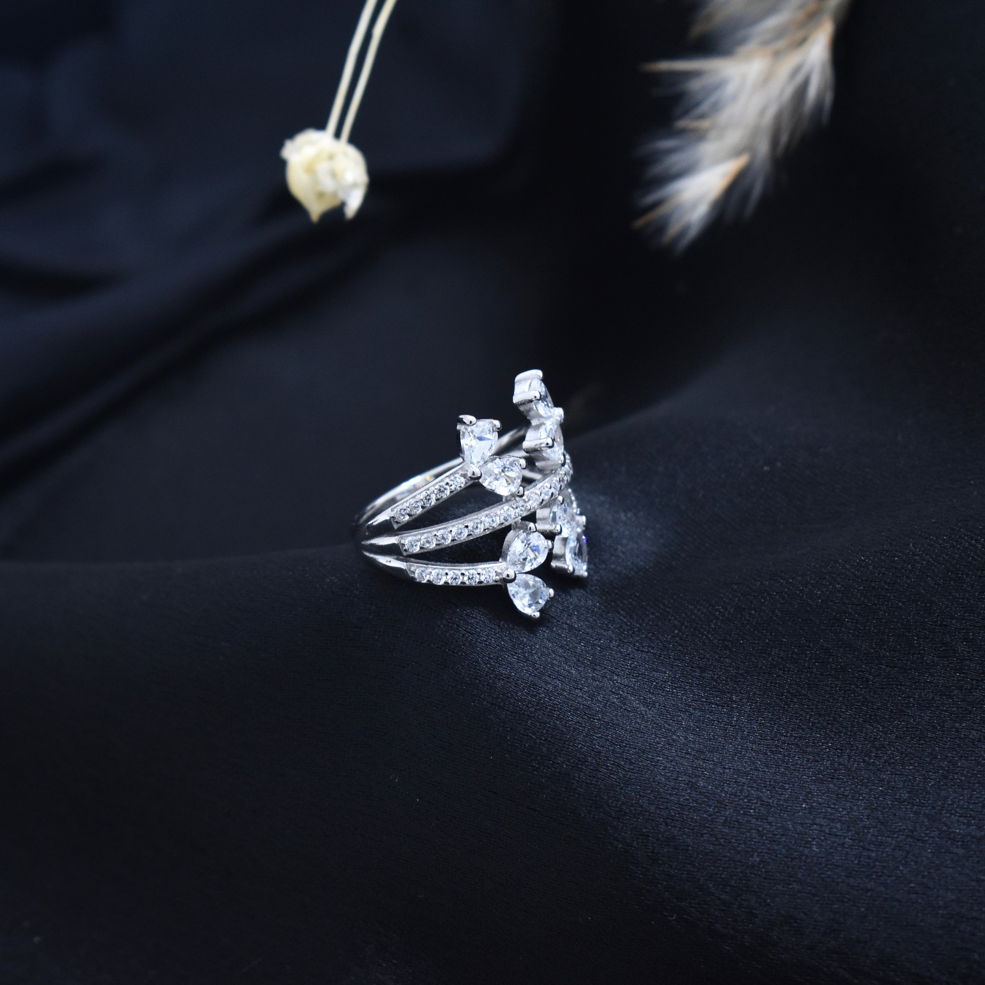 Silver Leafy Twin-Band Ring