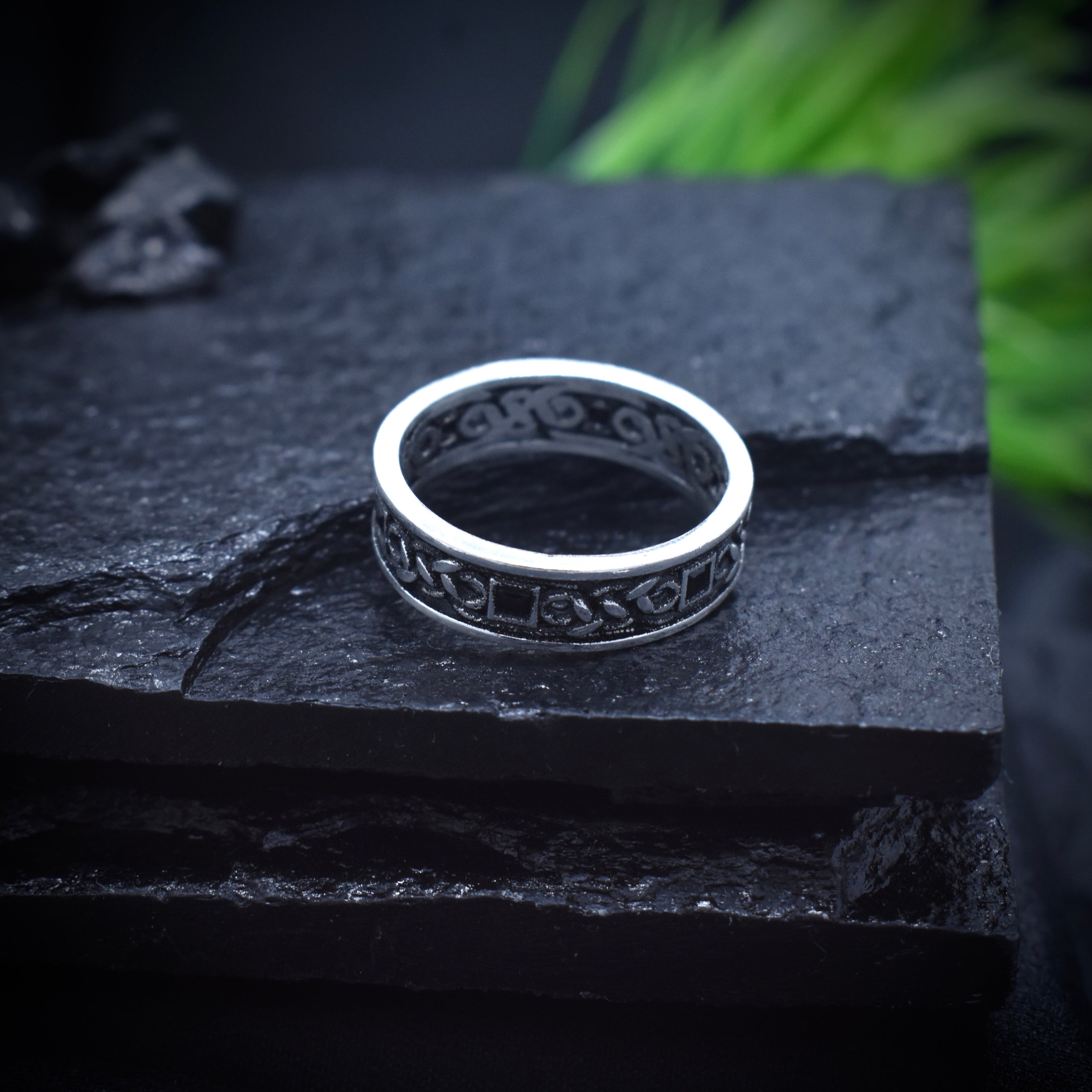 Antique Celtic Knotwork Cutout Silver Band