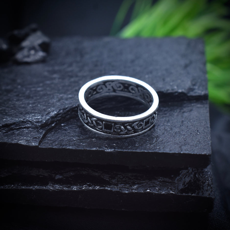 Antique Celtic Knotwork Cutout Silver Band