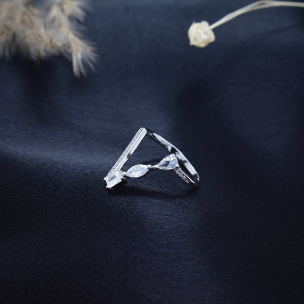 Silver V-shaped Charm Ring