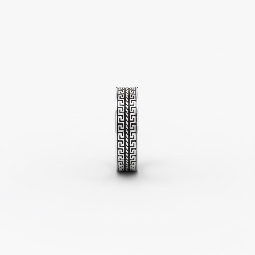 Antique Maze pattern silver band