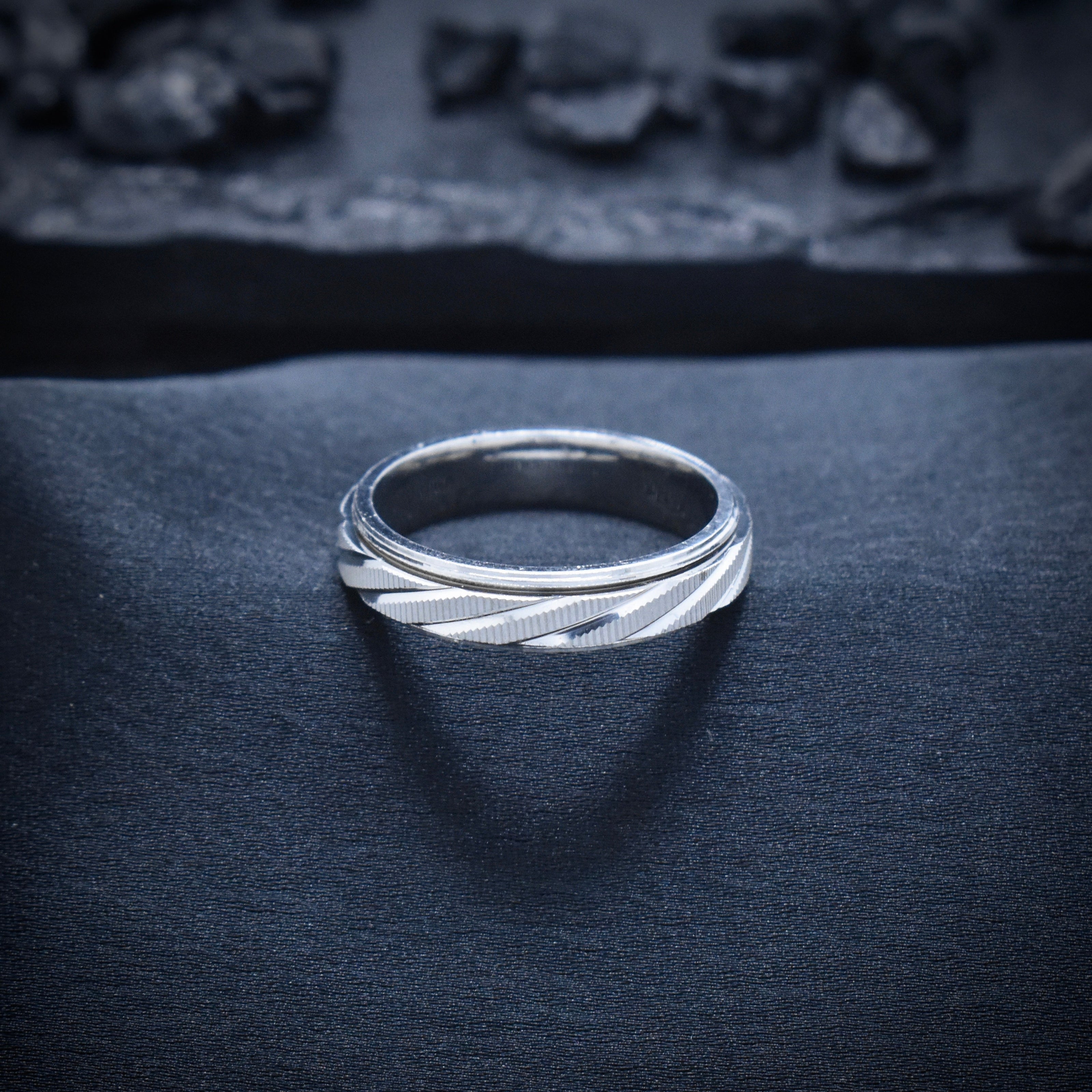 Silver Twist Accent Band