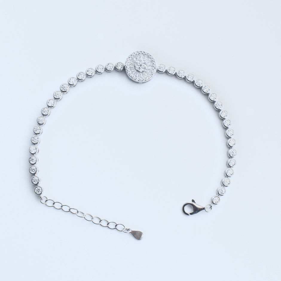 Starburst Circle Frame Silver Bracelet