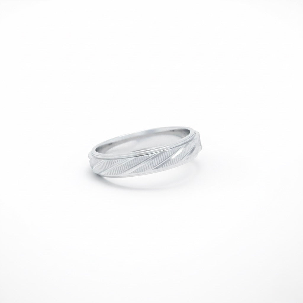 Silver Twist Accent Band