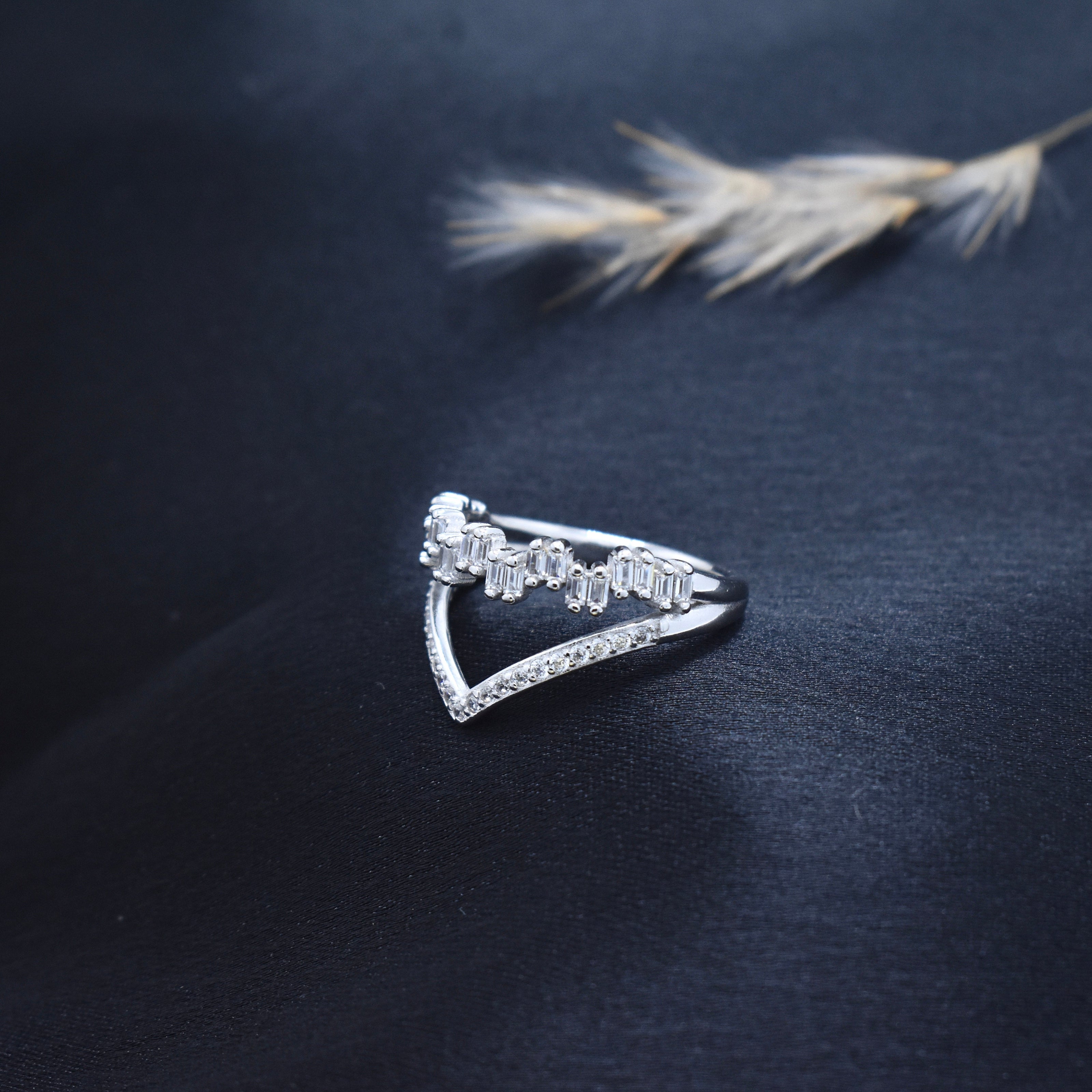 Silver Zig-zag Sparkle Ring