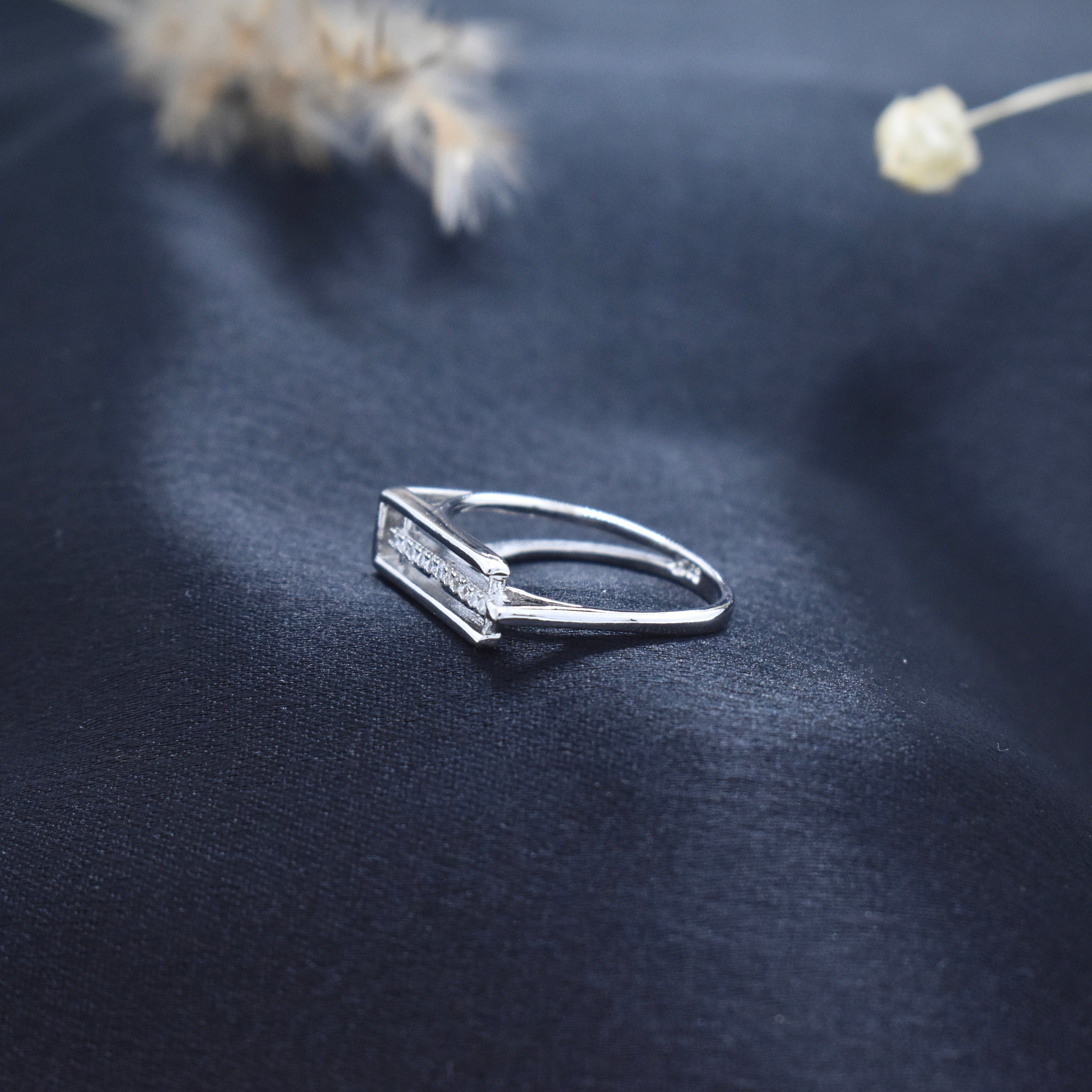 Silver Frame Edge Ring