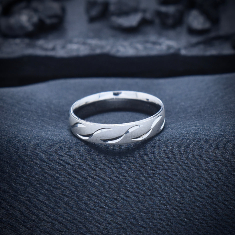 Brushed Swirl Pattern Silver Band