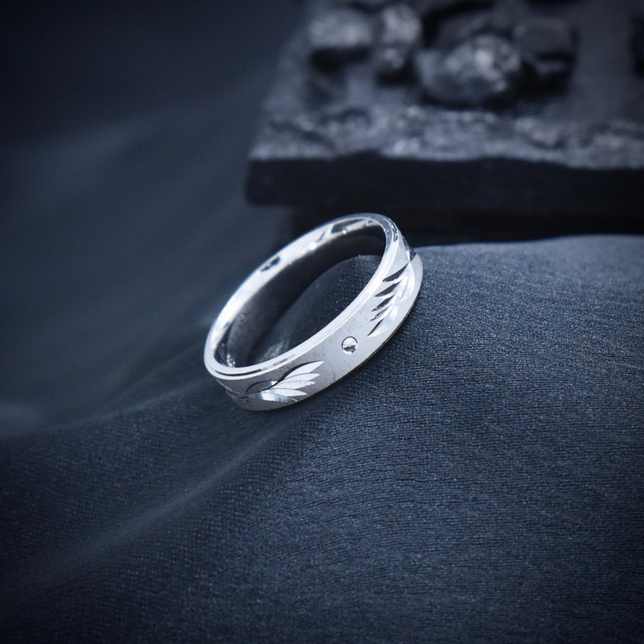 Silver Blade Twist Band