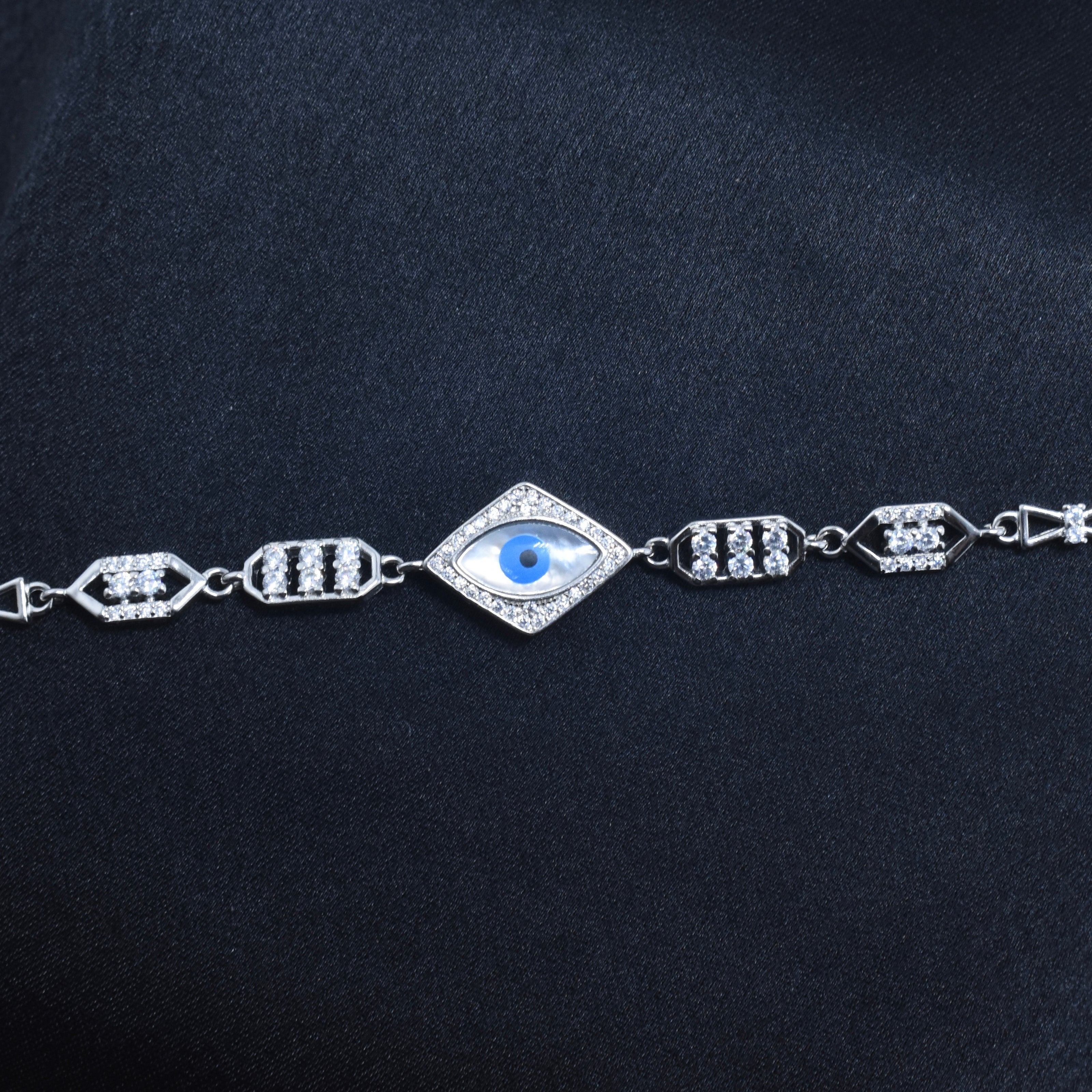 Rhombus Evil Eye Geometric Link Bracelet