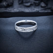 Linear Laurel Heritage Statement Band