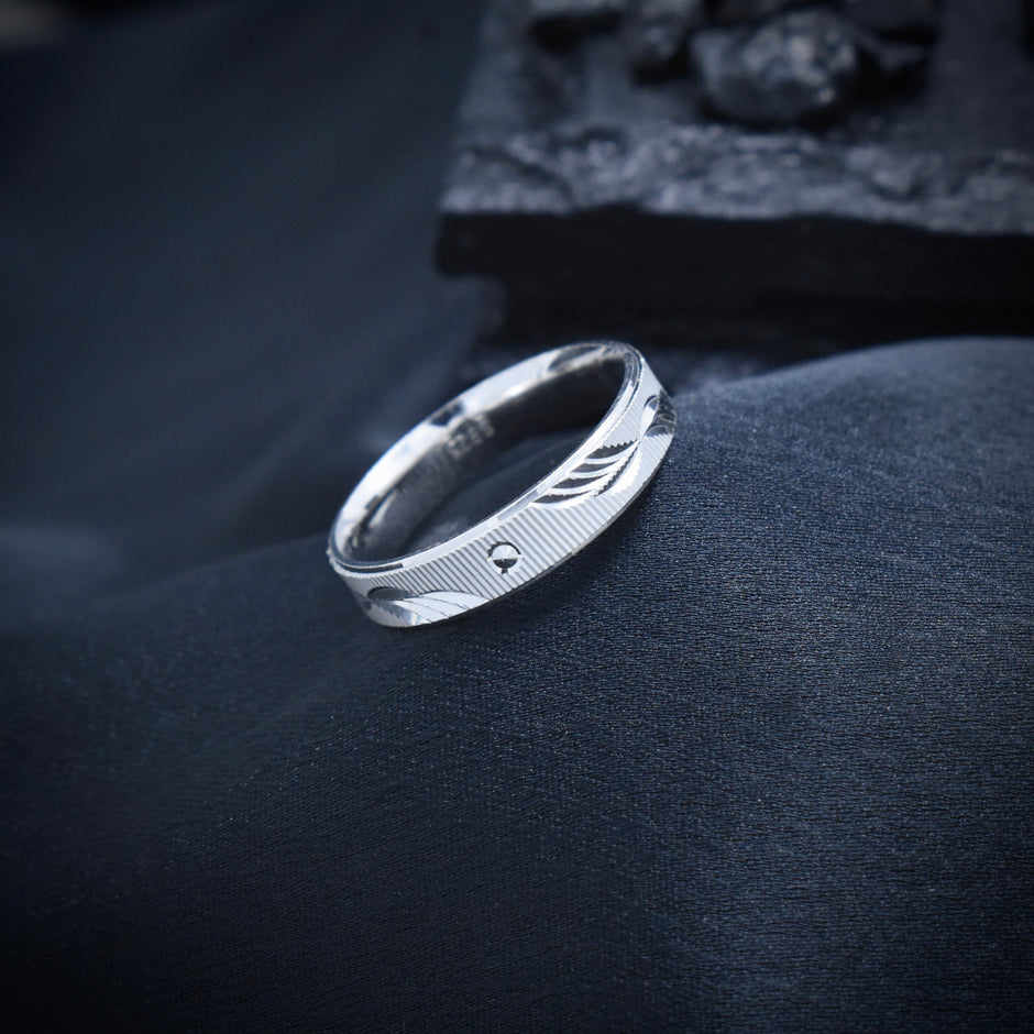 Textured Wave Center Silver Band