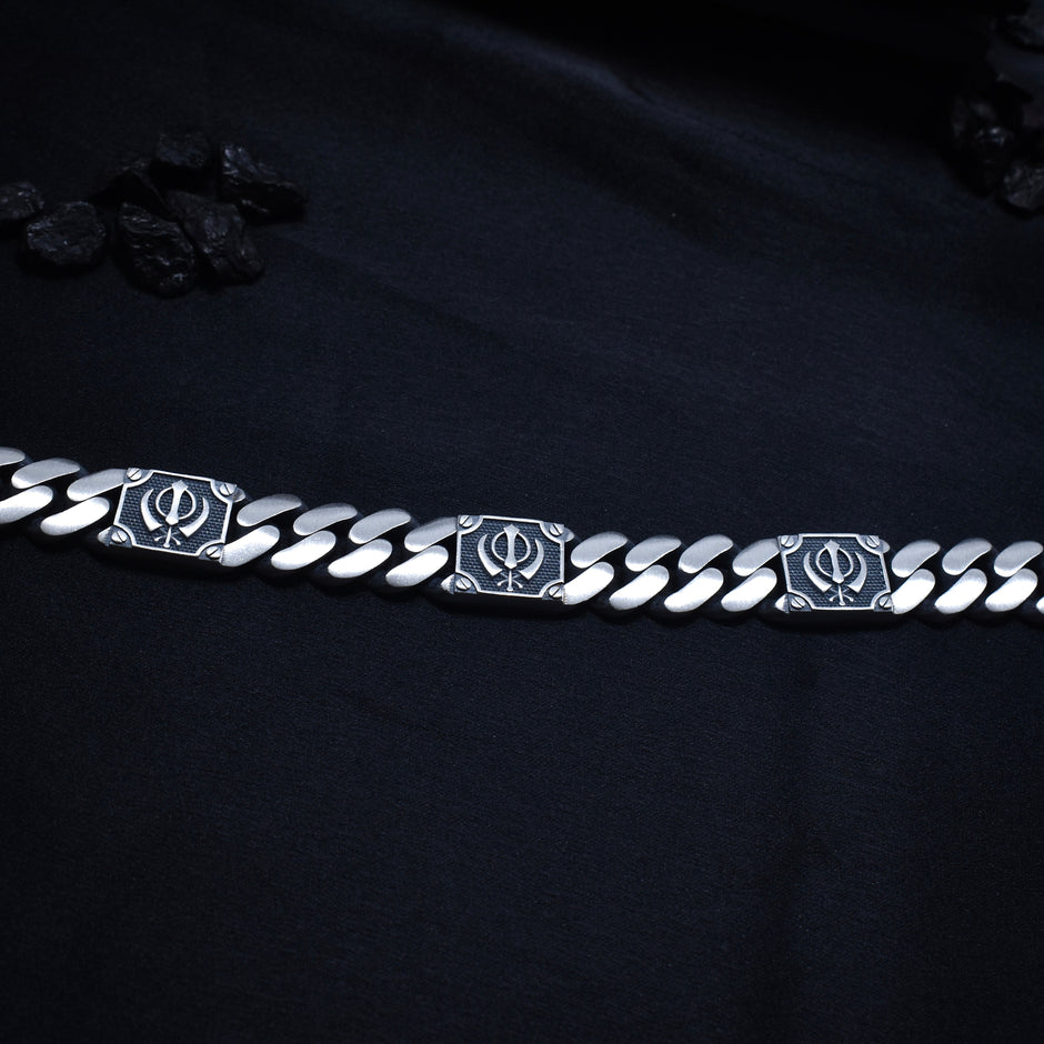 Khanda Plate Silver Bracelet