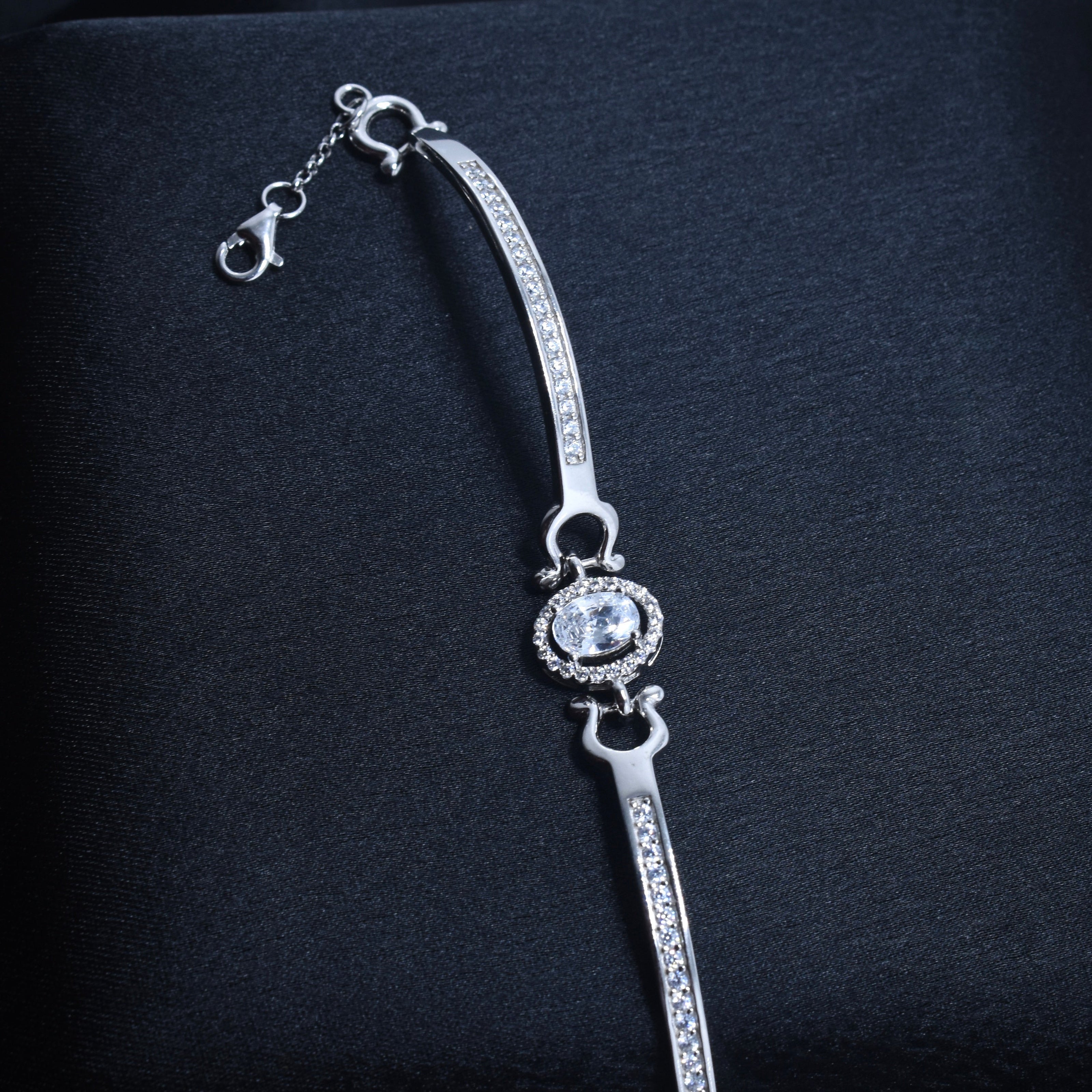 Round Stone Bar Silver Bracelet