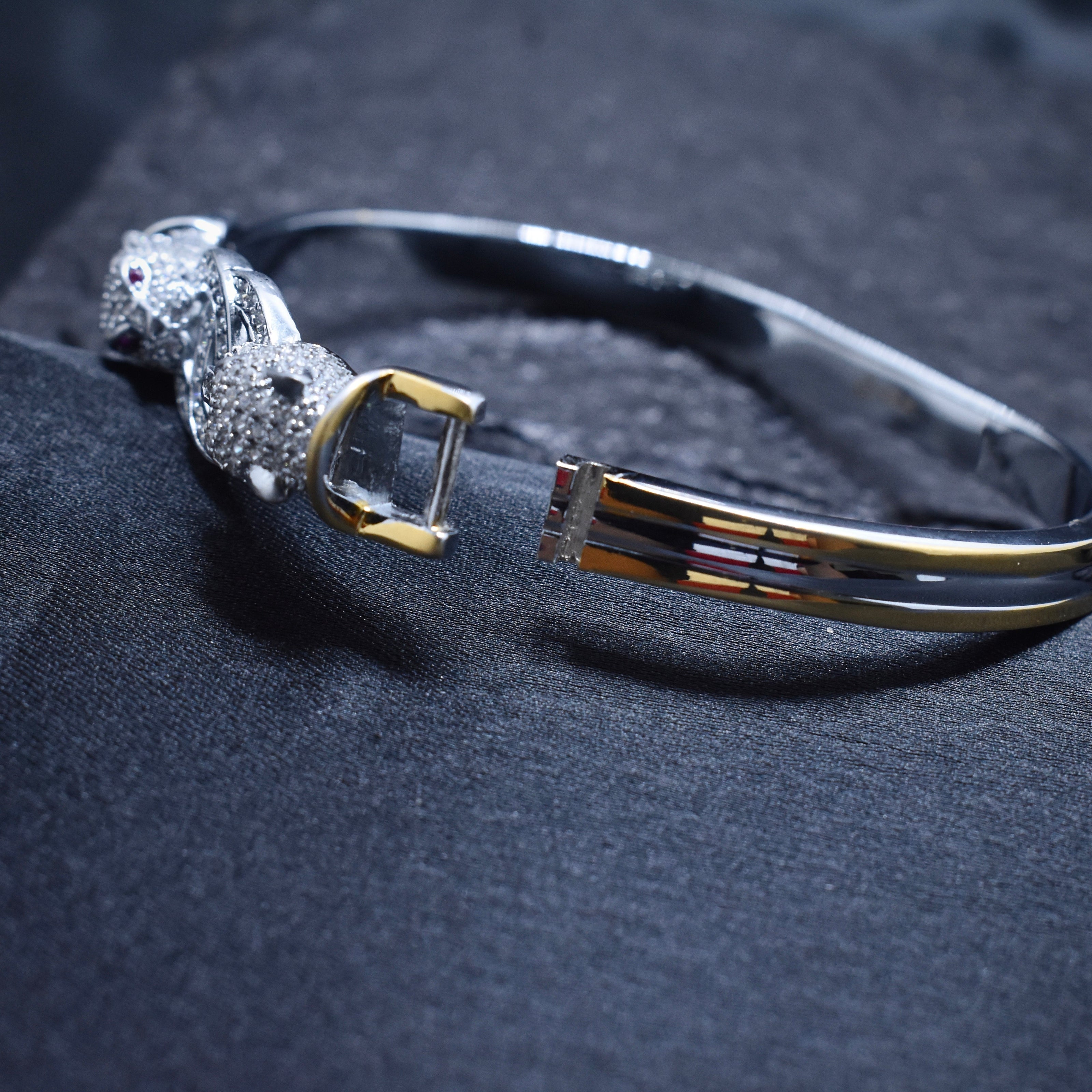 Panther Head Bangle Silver Bracelet.
