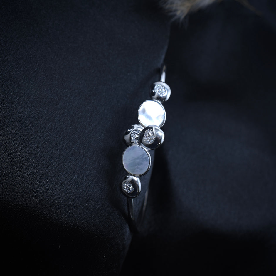 Mother of Pearl Shimmering Cuff