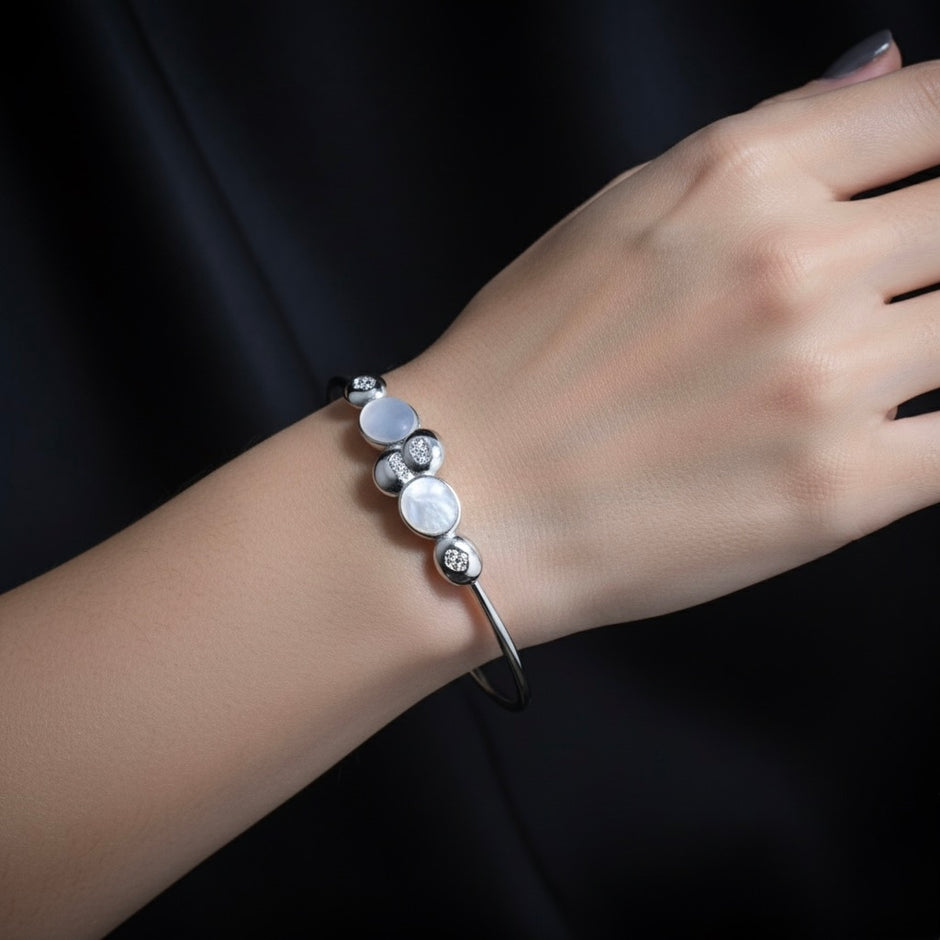 Mother of Pearl Shimmering Cuff