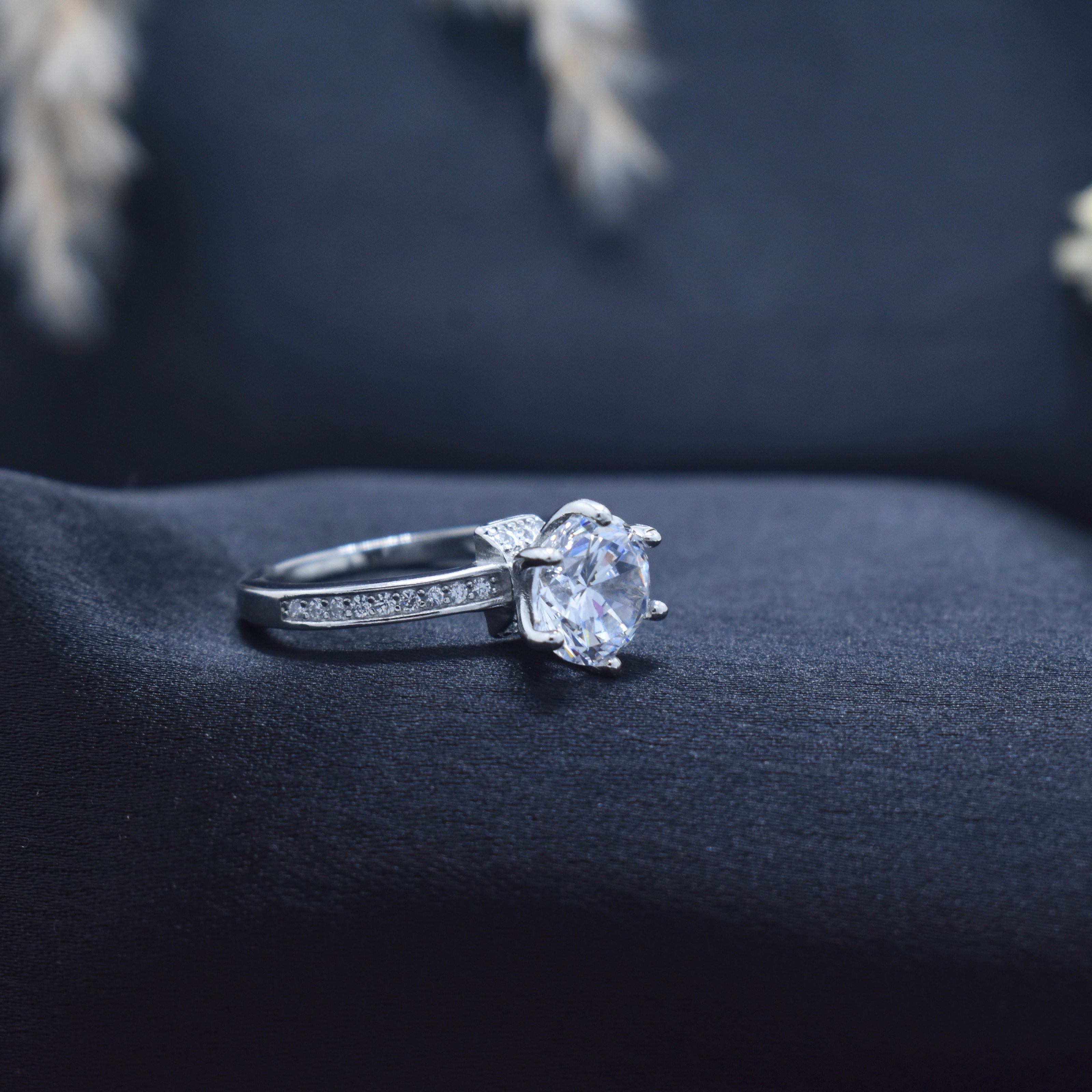 Silver Classic Crown Shine ring