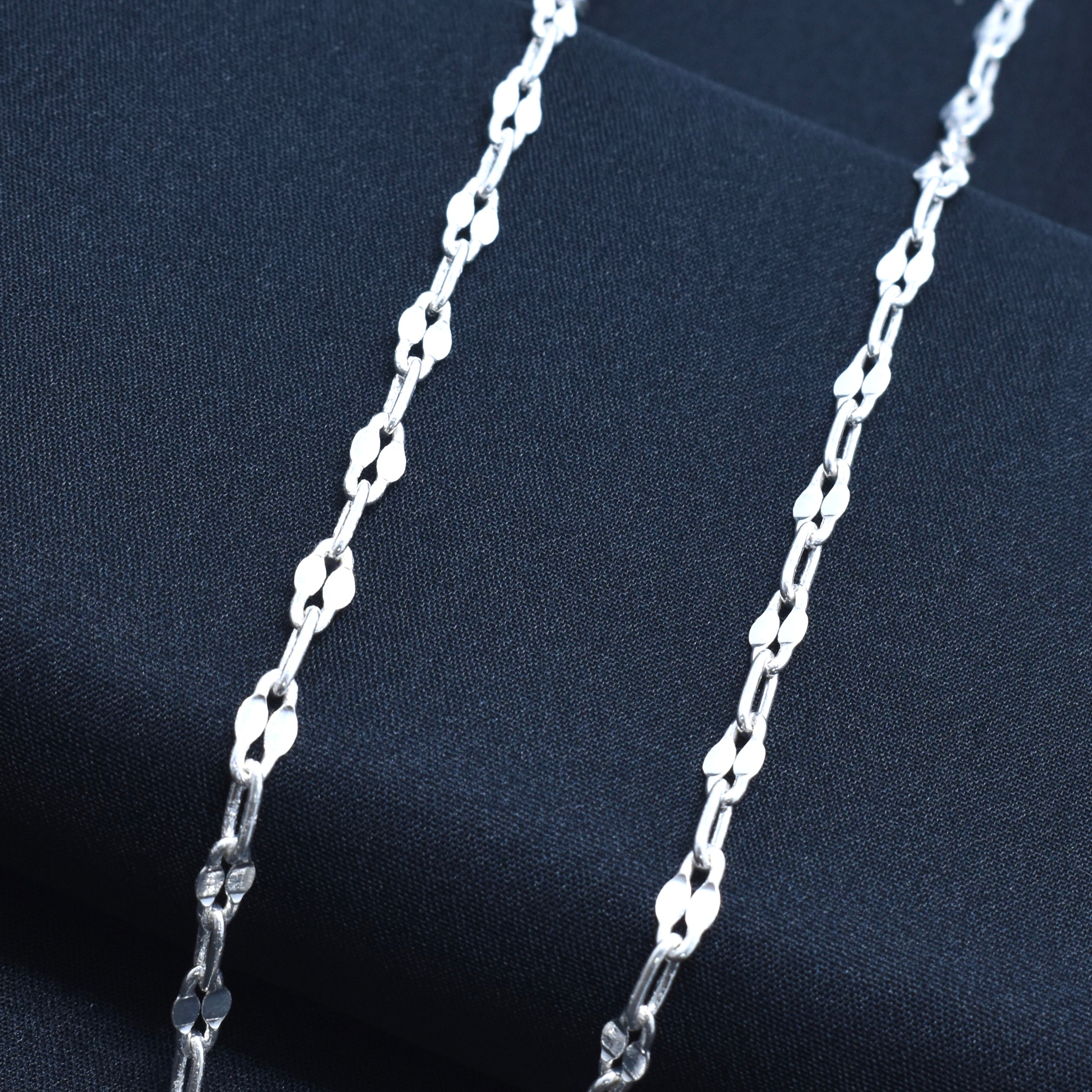 Elongated Dual-Link Silver Chain