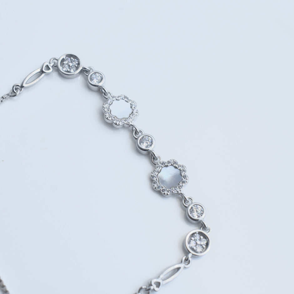 Rosette Shine Silver Bracelet