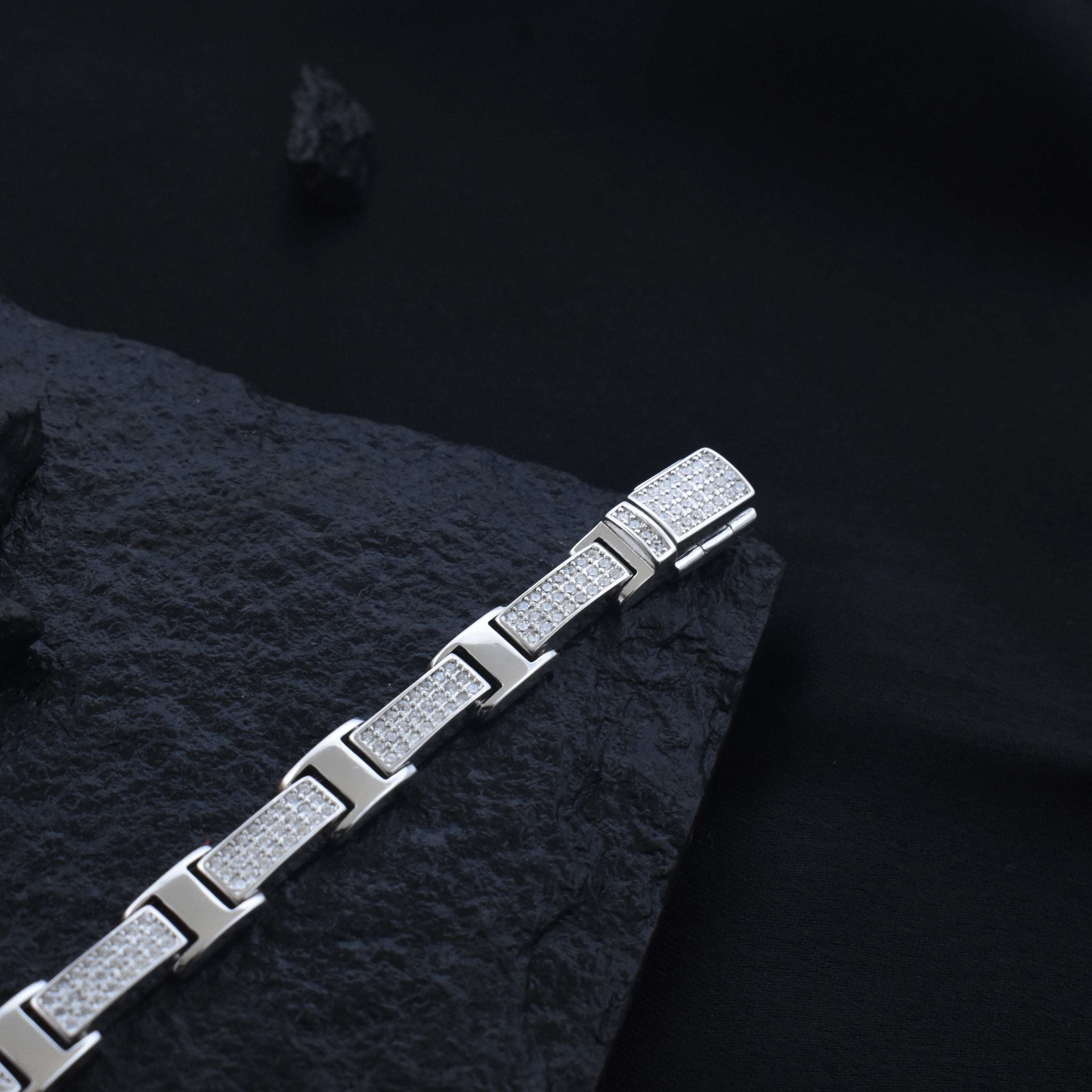 Iced Panel H-Link Bracelet