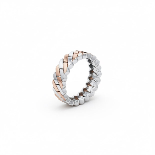 Kinetic Interlink Dual-Tone Statement Band