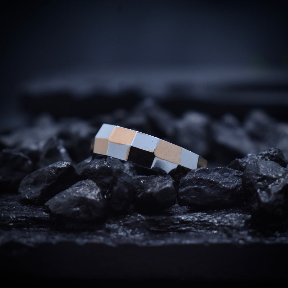 Silver CNC Bavel Shine Rhodium Band