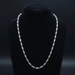 Scalloped Razor Bar Chain