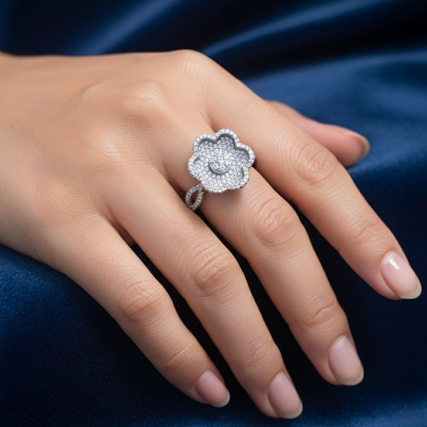 Silver Petal Shine Bloom ring
