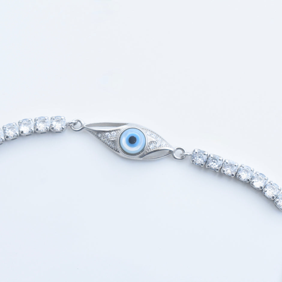 Central Evil Eye silver bracelet
