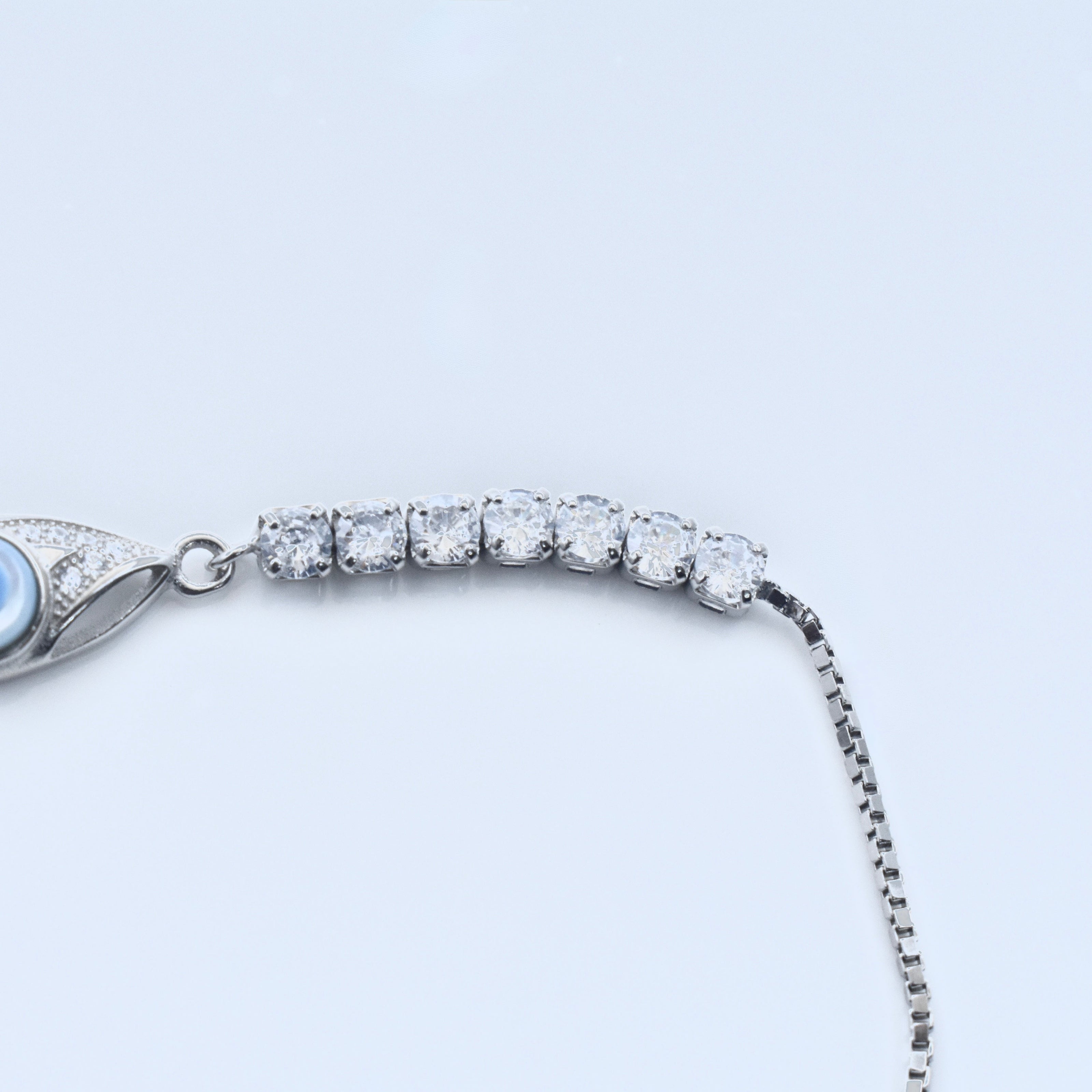 Central Evil Eye silver bracelet
