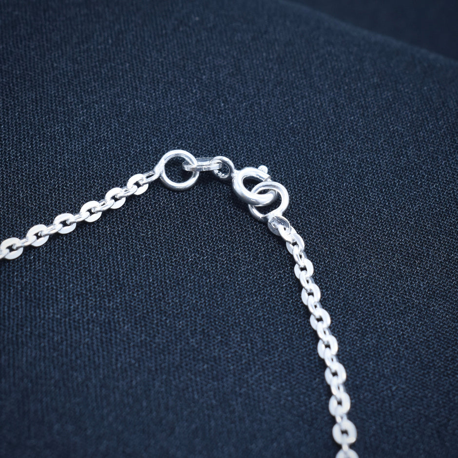 Subtle Textured Oval Silver Chain