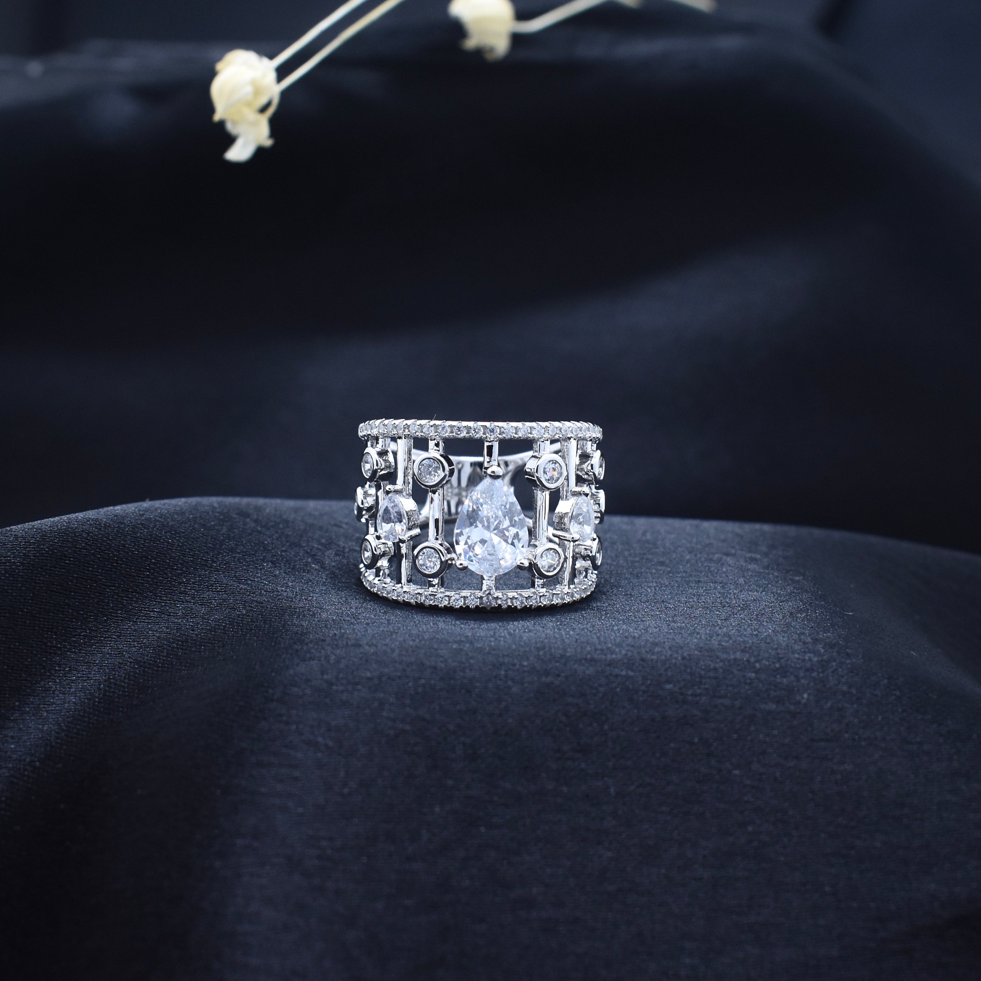 Silver Halo Sparkle Ring