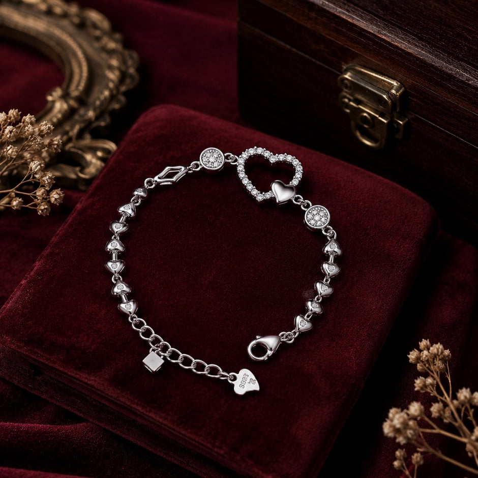 Shimmering Heart Link Bracelet