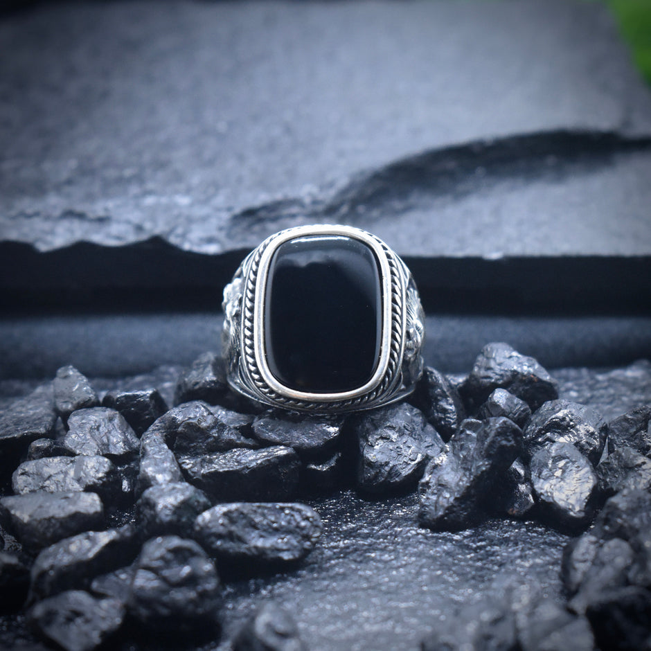 Antique Silver Eagle Crest Ring