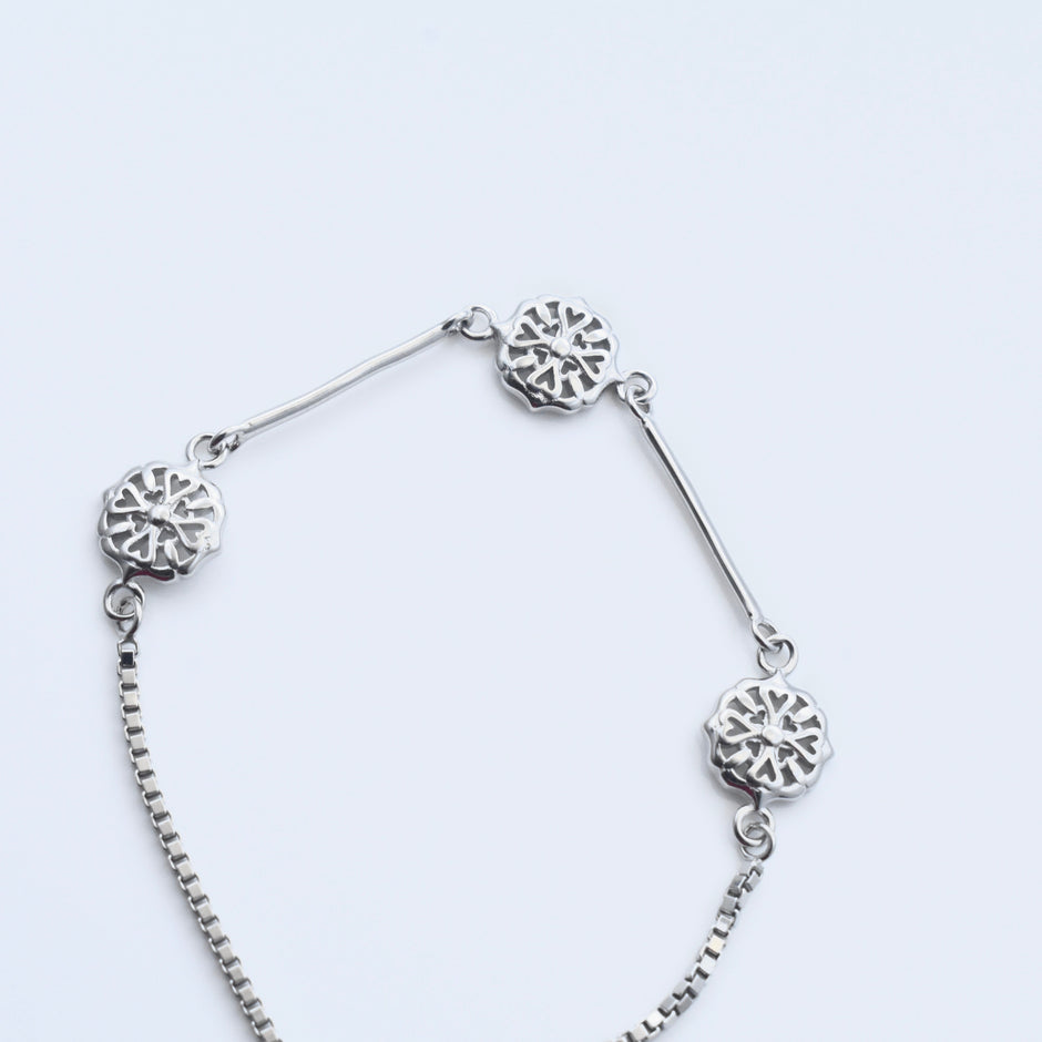 Filigree Round Silver Bracelet