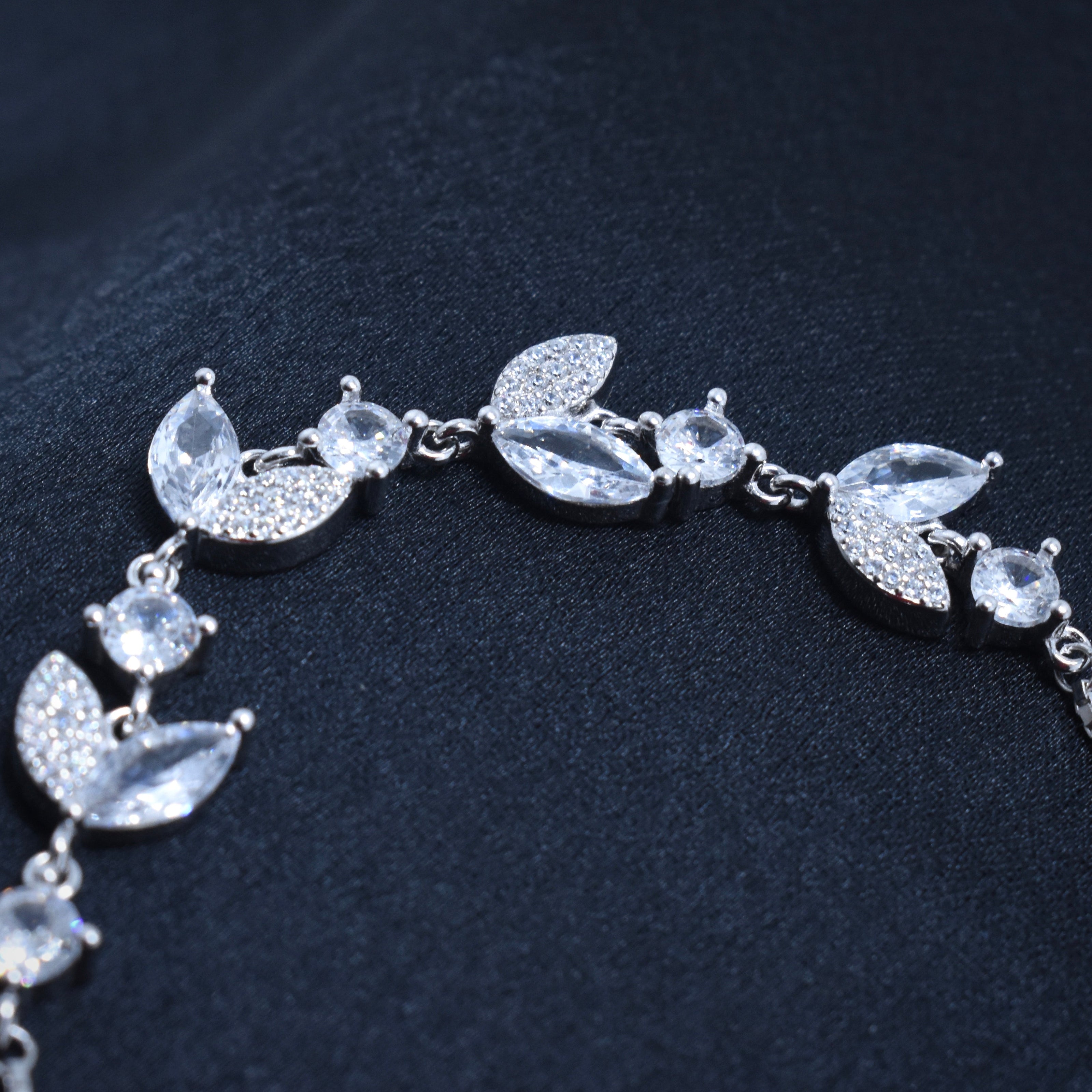 Leaf Garden Silver Bracelet