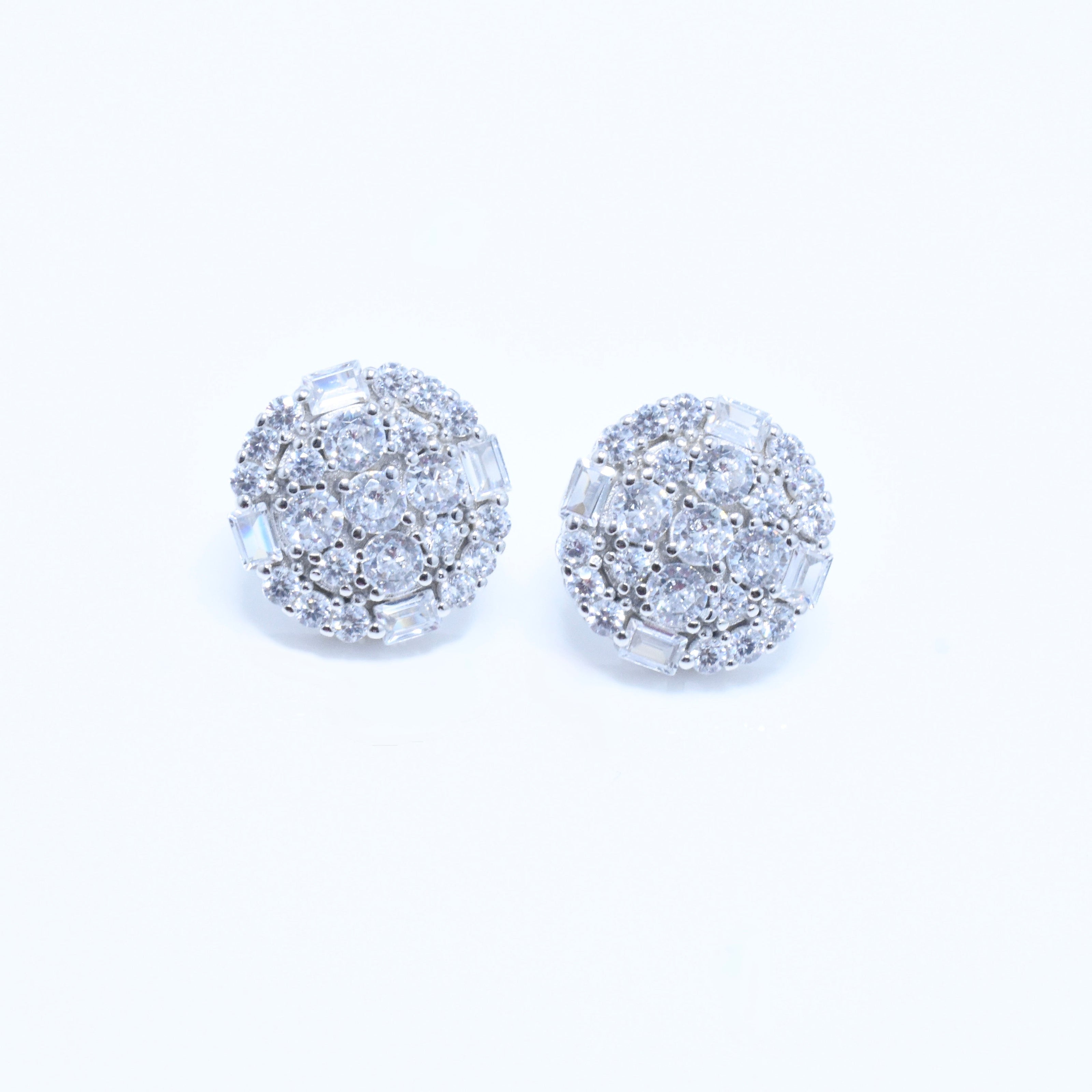 Luxury CZ Cluster Round Design Silver Tops