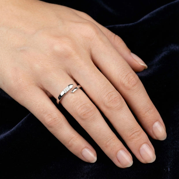 Minimal Nail Wrap Ring
