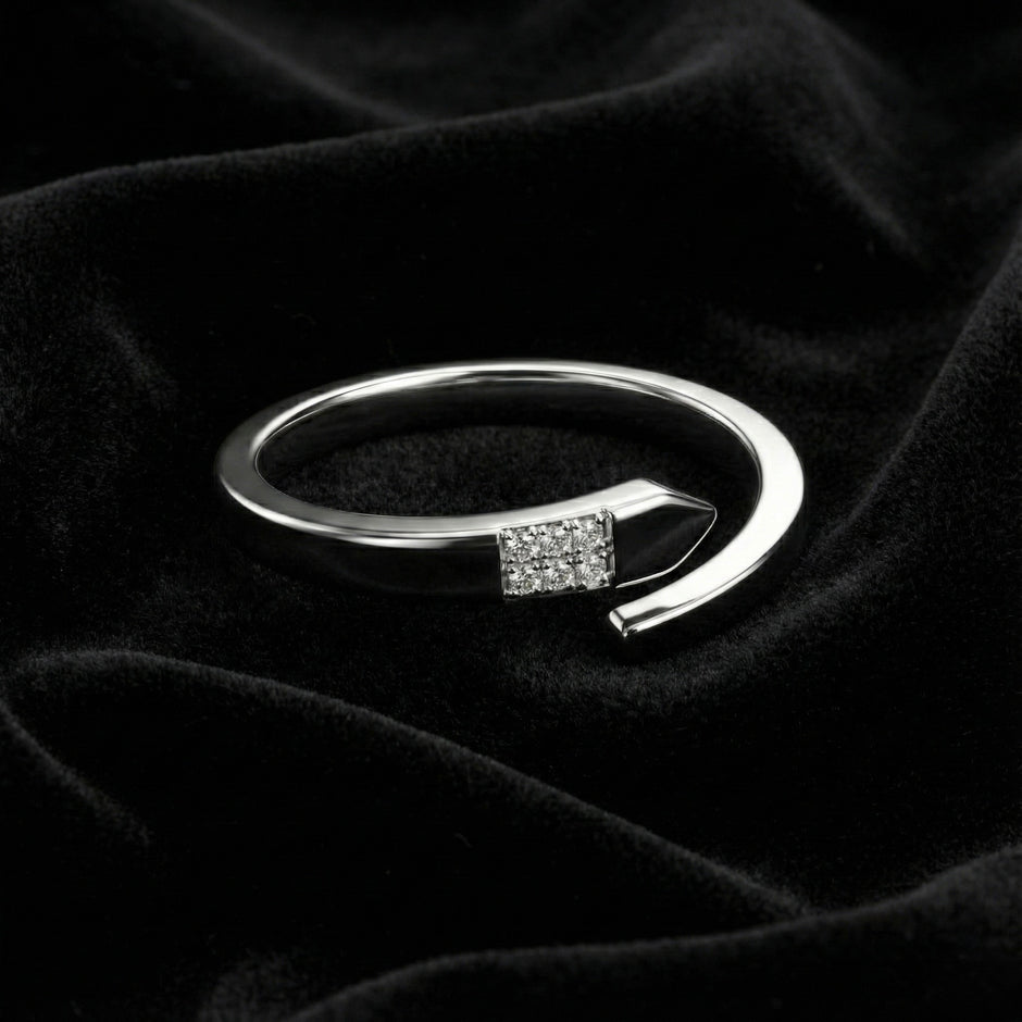 Minimal Nail Wrap Ring