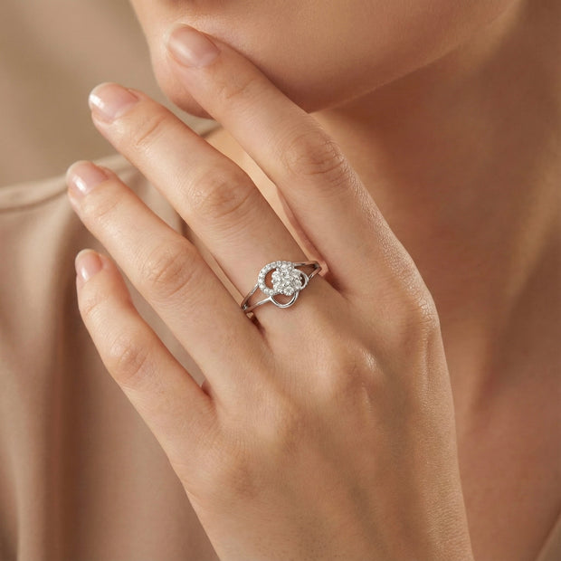 Heart Swirl Cluster Ring