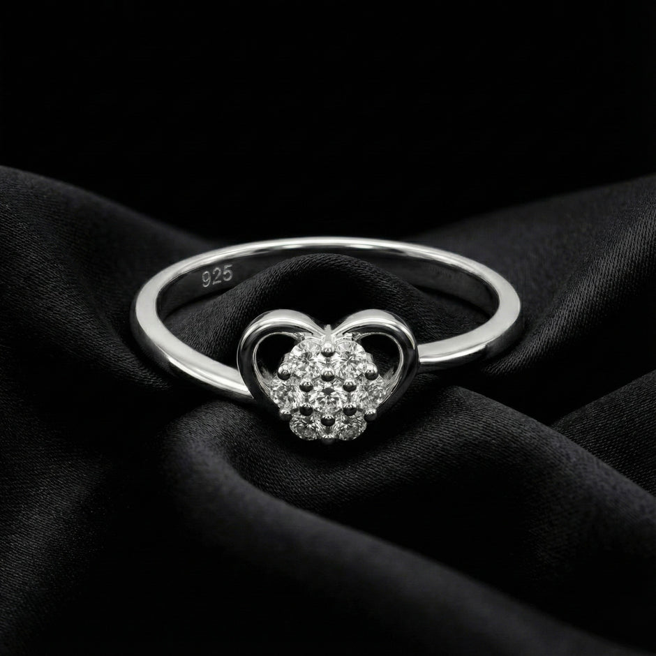 Dainty Heart Cluster Ring