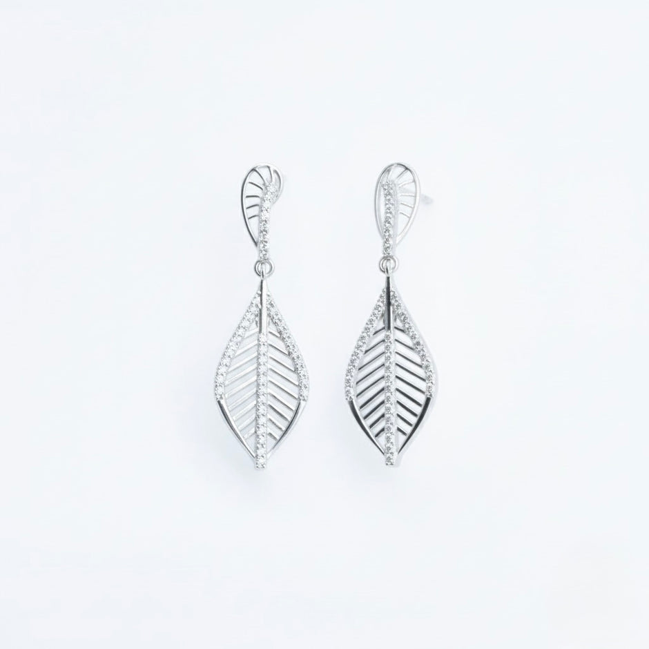 Leaf Design Pendant Set with Chain and Earrings