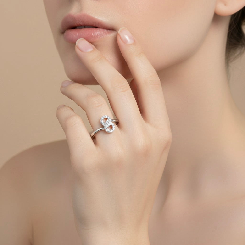 Interlocking Circles Silver Ring